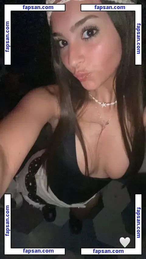 Camila Nerea Gonzalez nude photo #0113 from OnlyFans