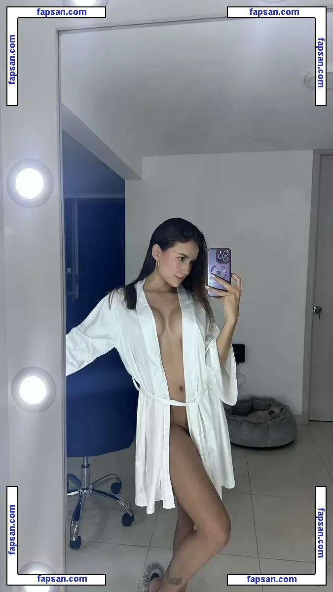 Camilajimenez02 nude photo #0005 from OnlyFans