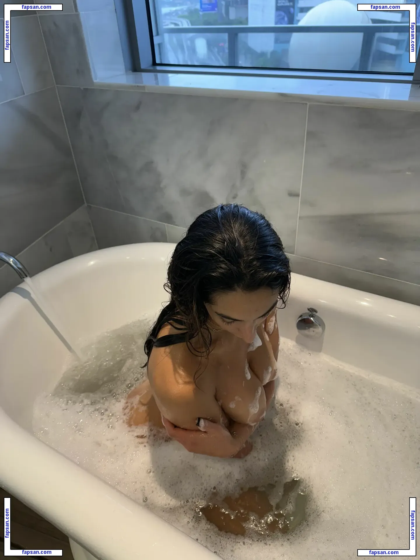 camiliakxoxo nude photo #0011 from OnlyFans