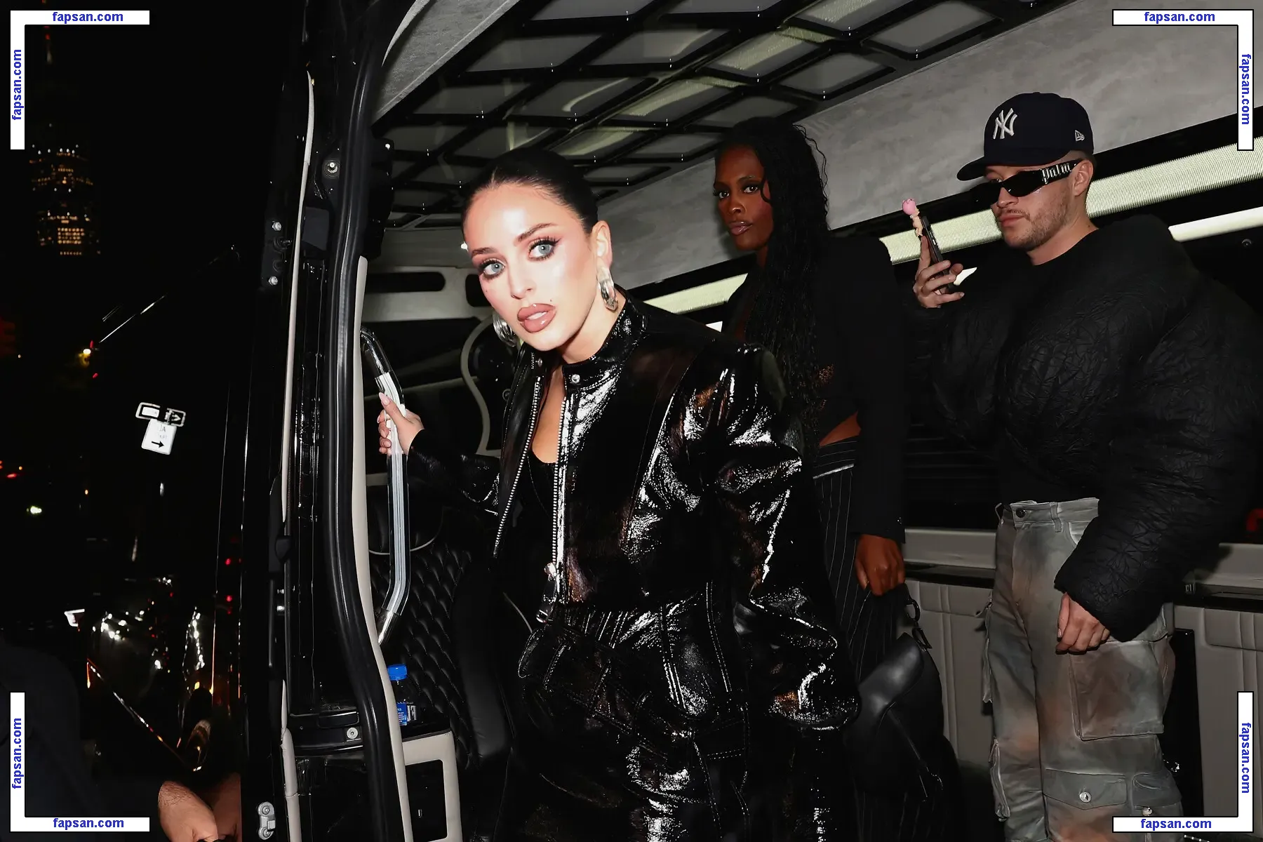 Camill Araujo голая фото #0001 с Онлифанс