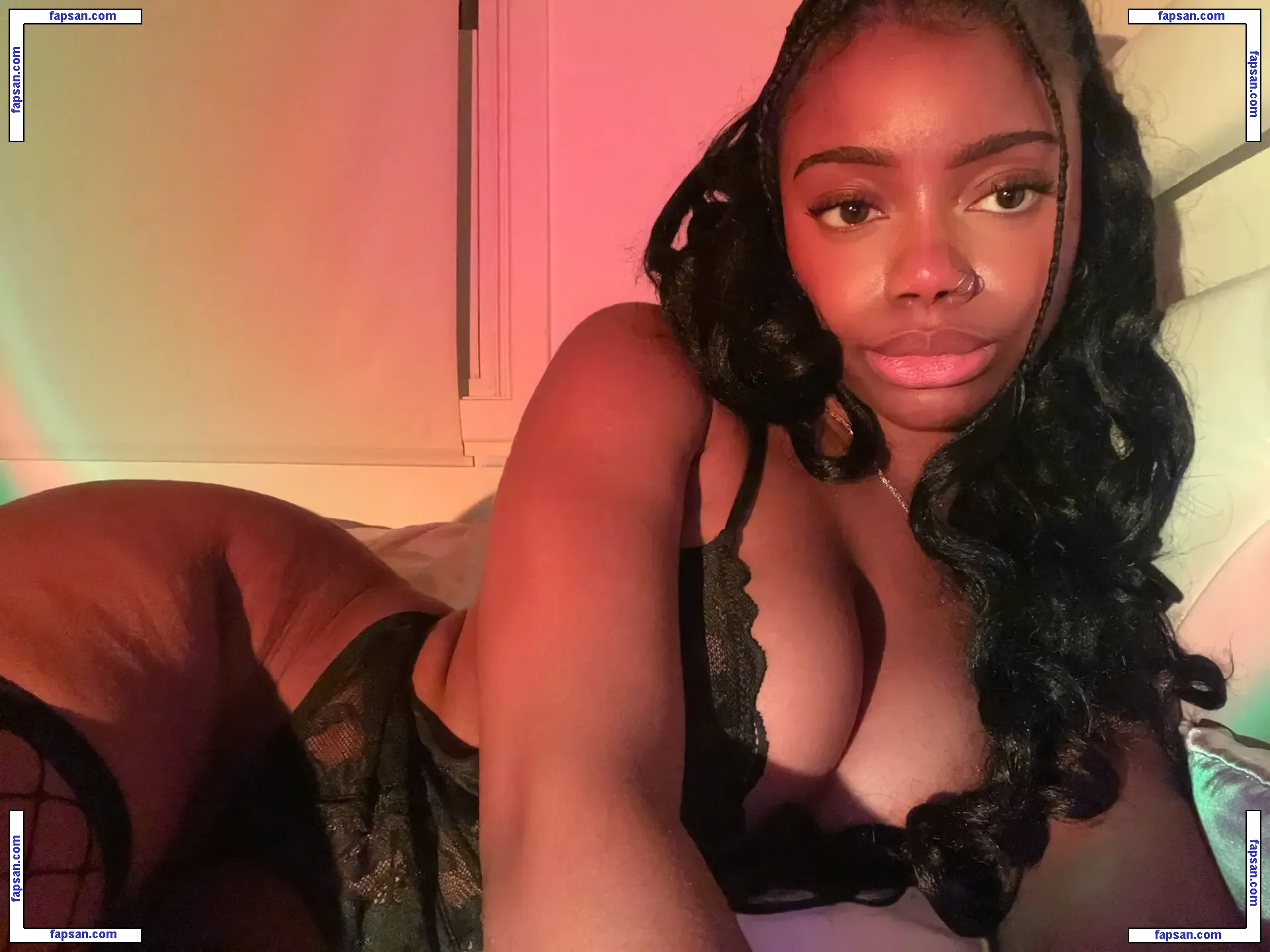 Camilleownsyou nude photo #0010 from OnlyFans
