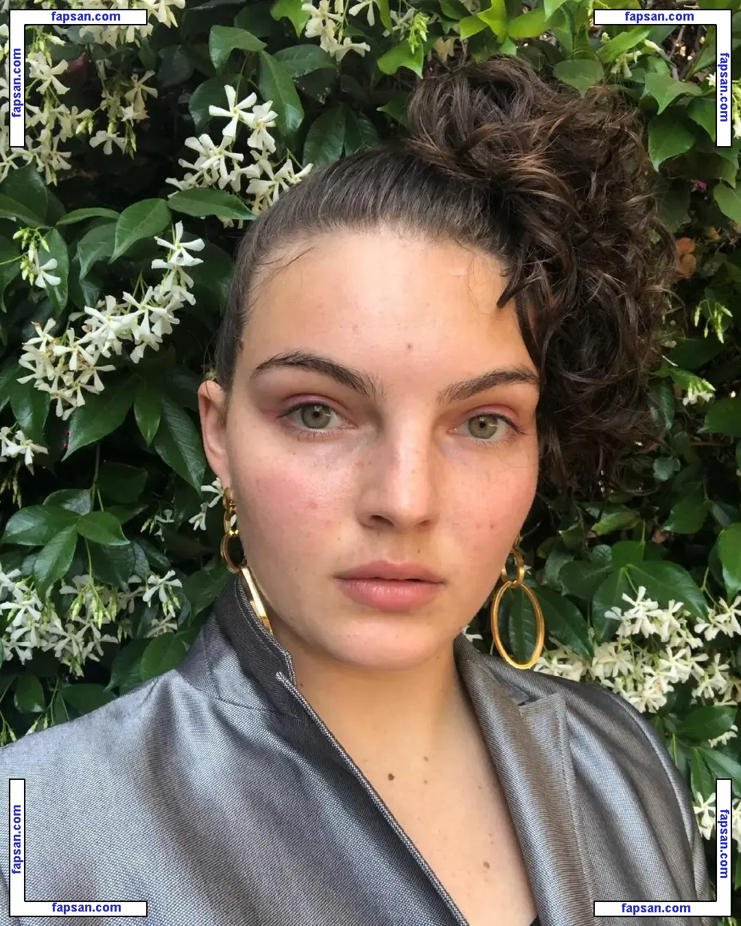 Camren Bicondova nude photo #0071 from OnlyFans