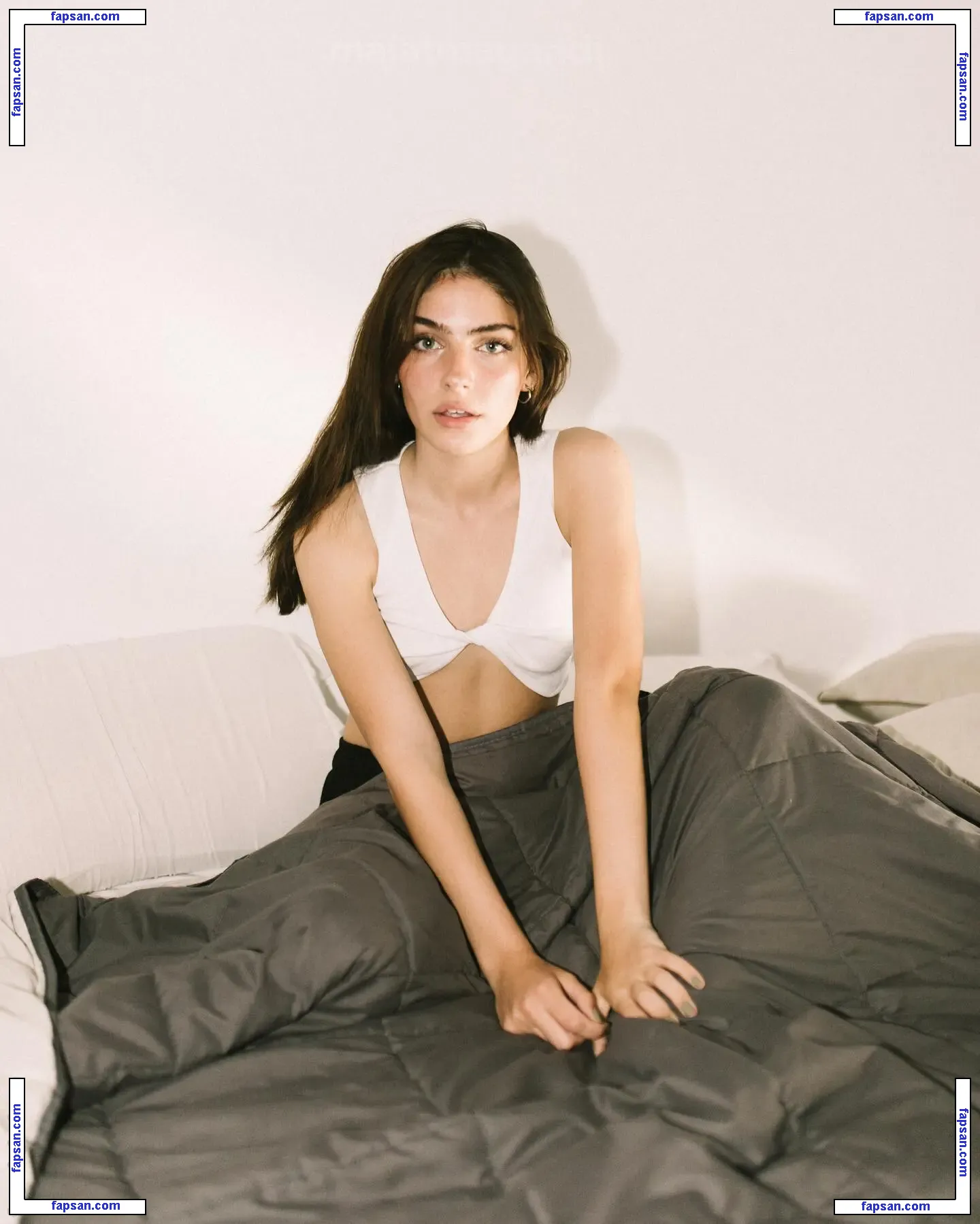 Candela-g Candelaga nude photo #0012 from OnlyFans