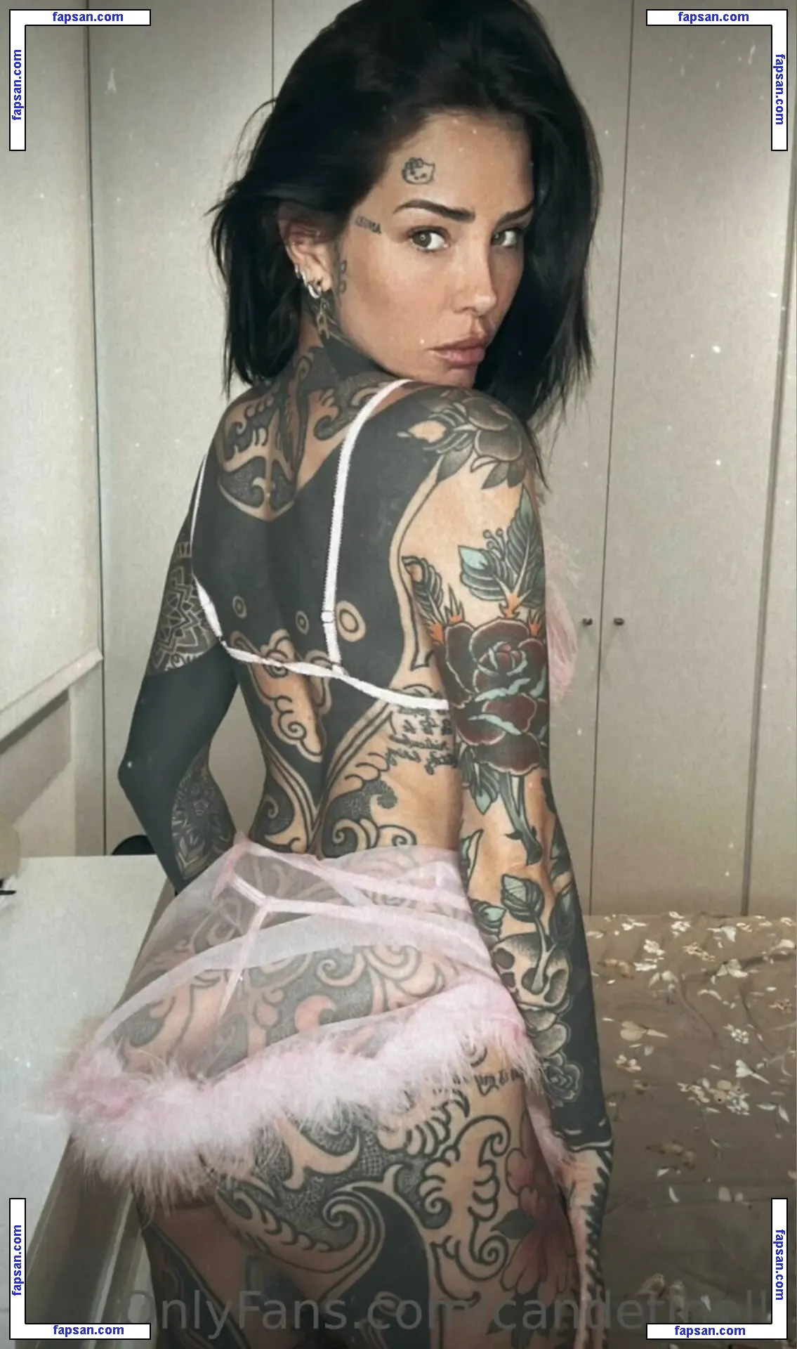 Candelaria Tinelli nude photo #0032 from OnlyFans