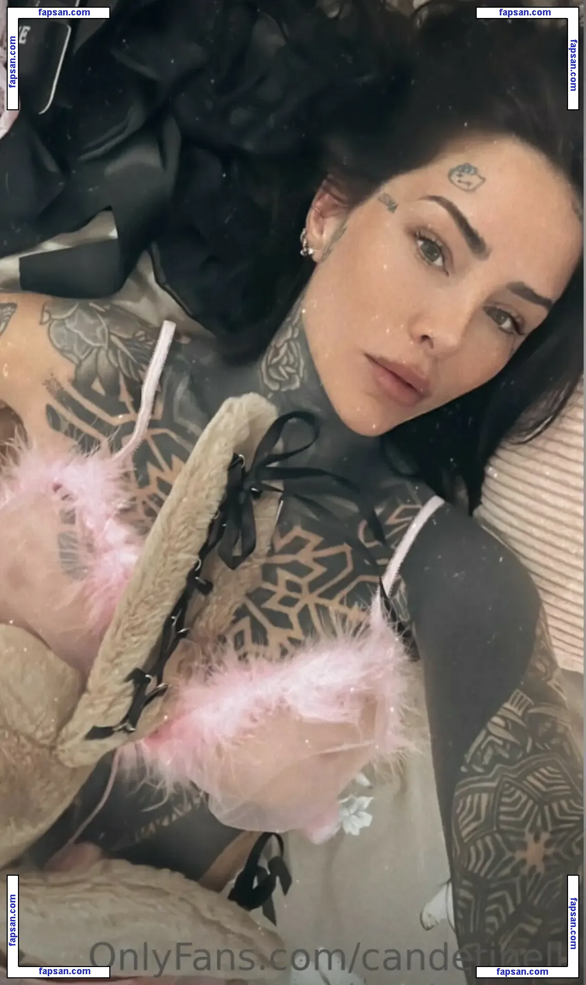 Candelaria Tinelli nude photo #0034 from OnlyFans
