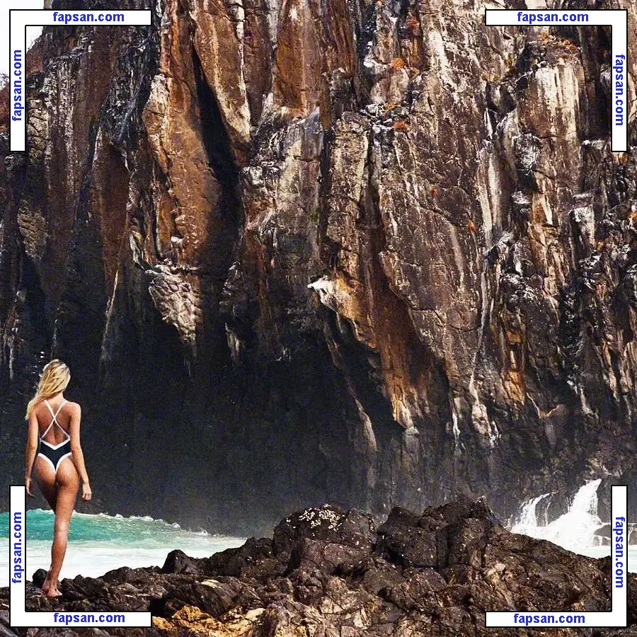 Candice Swanepoel nude photo #0963 from OnlyFans