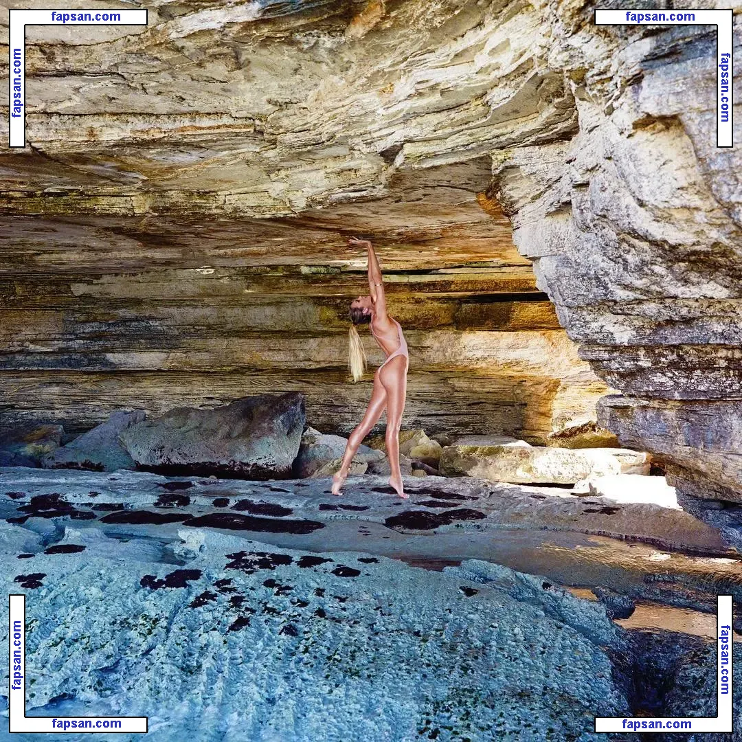 Candice Swanepoel nude photo #1081 from OnlyFans