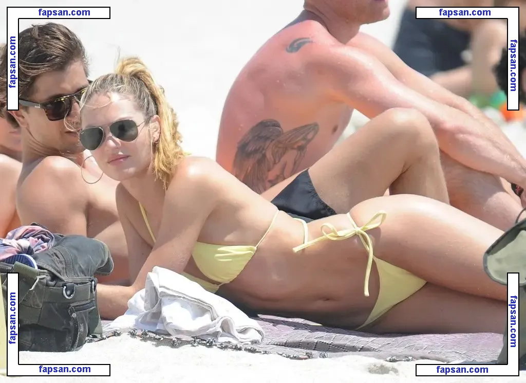Candice Swanepoel nude photo #1654 from OnlyFans