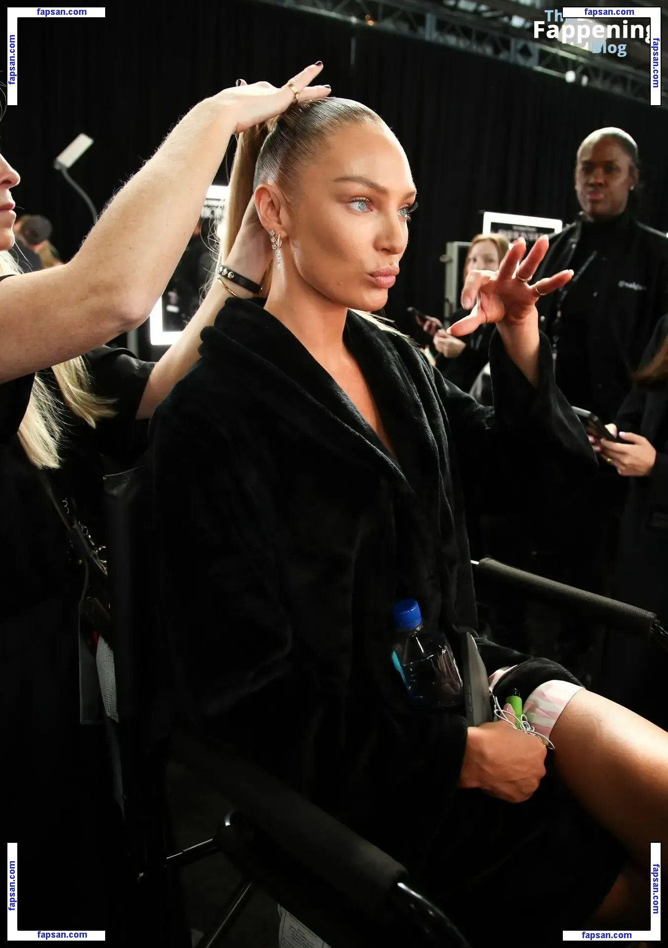 Candice Swanepoel голая фото #5373 с Онлифанс