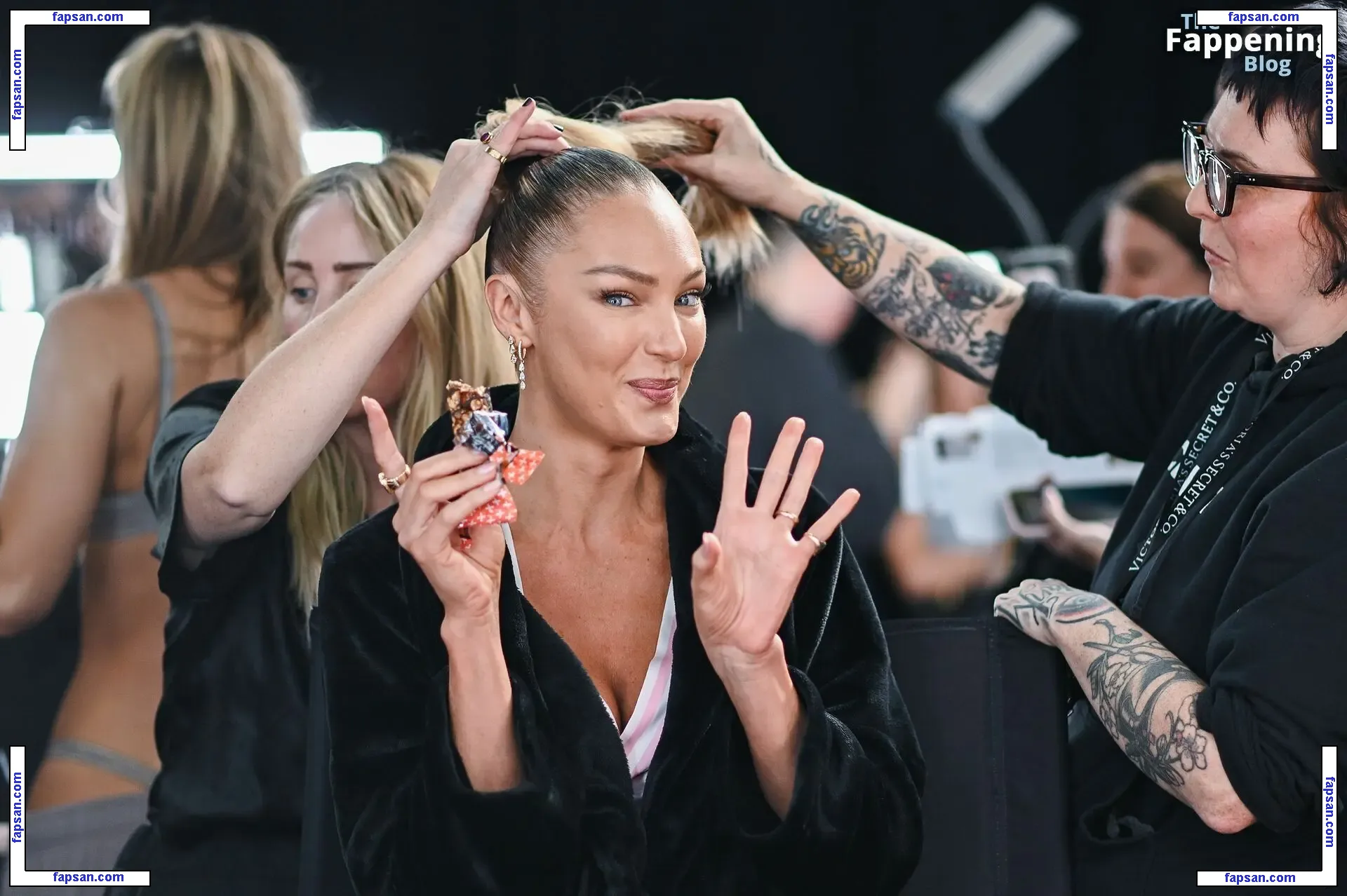 Candice Swanepoel голая фото #5394 с Онлифанс