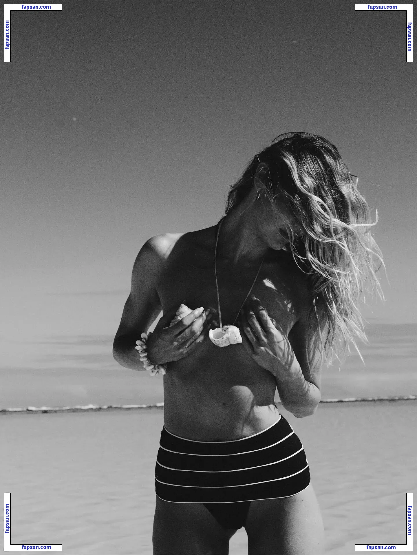 Candice Swanepoel nude photo #5468 from OnlyFans