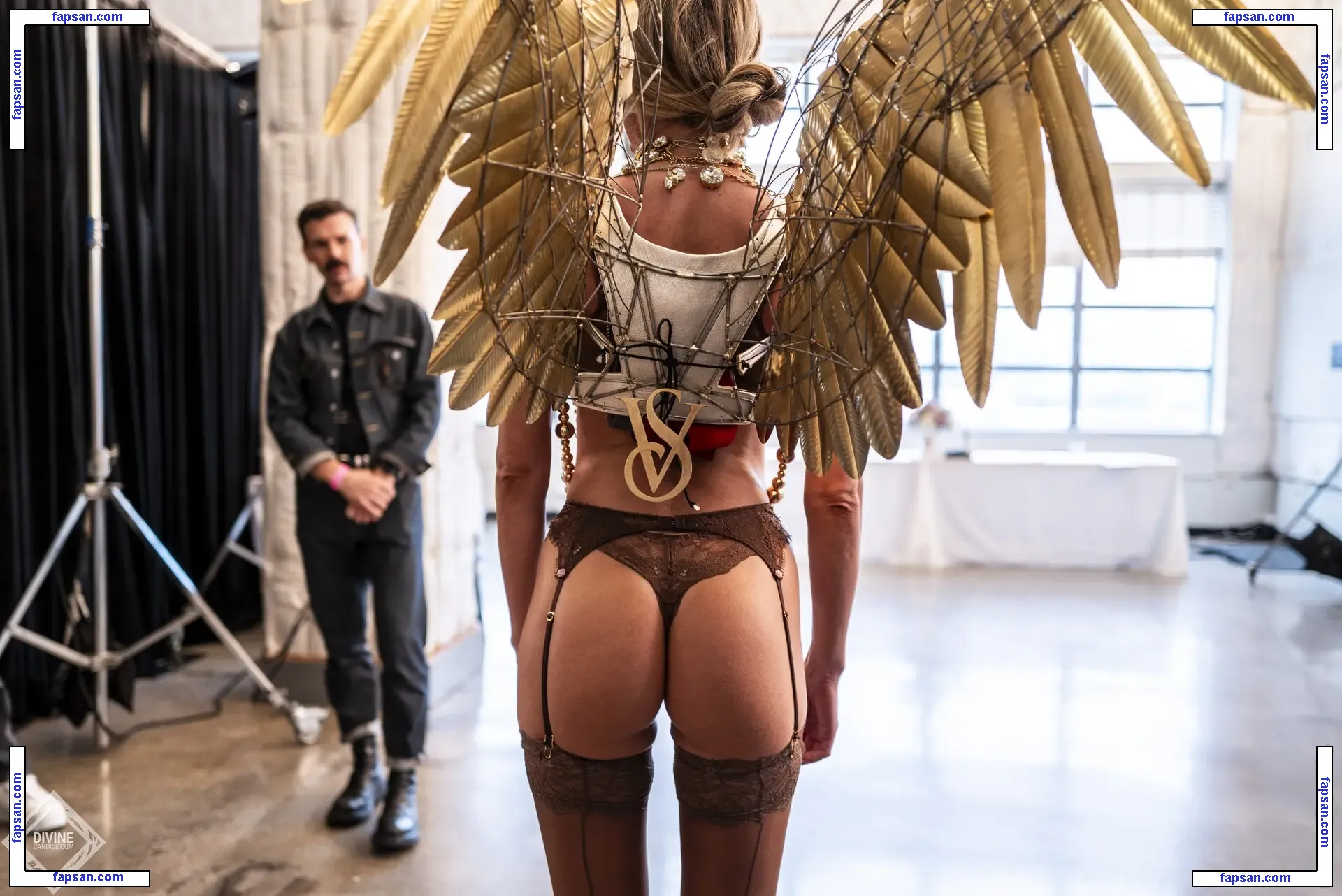 Candice Swanepoel nude photo #5483 from OnlyFans