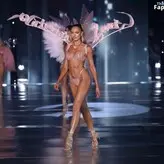 Candice Swanepoel nude #5388