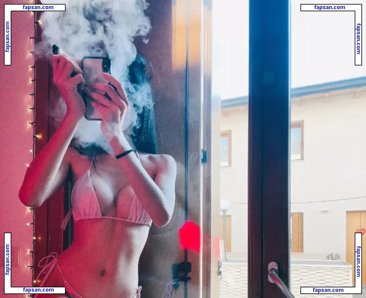 Candy Grace nude photo #0002 from OnlyFans
