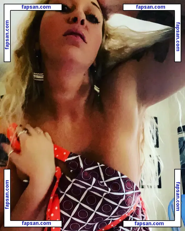 Cannablazed / c4nn4qu33n nude photo #0011 from OnlyFans