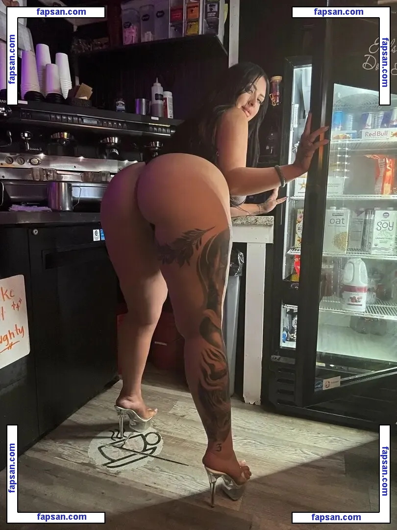 Caprice голая фото #0004 с Онлифанс