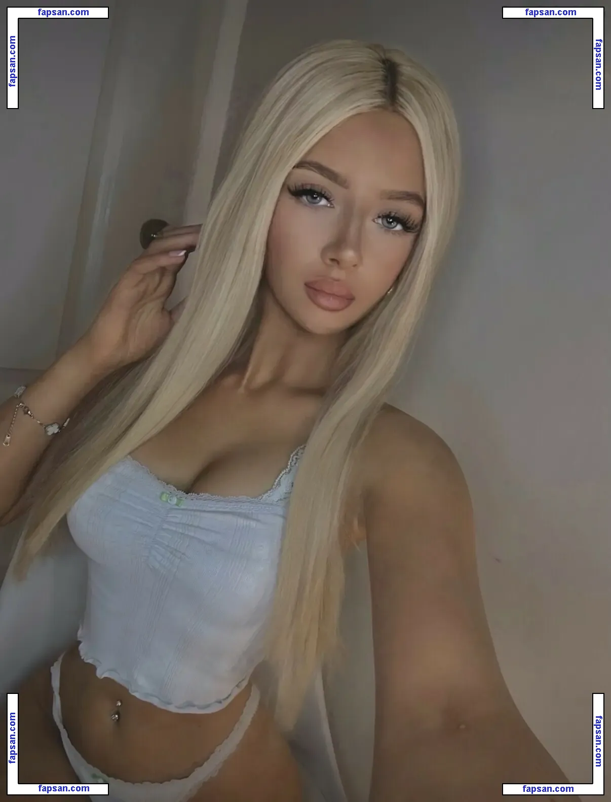 capriceaterrell nude photo #0015 from OnlyFans