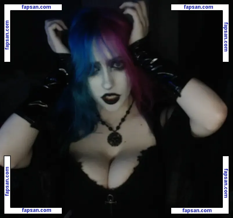 caralouss nude photo #0009 from OnlyFans