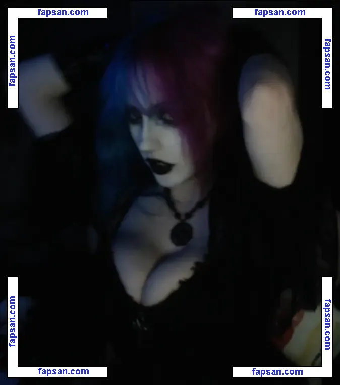 caralouss nude photo #0012 from OnlyFans