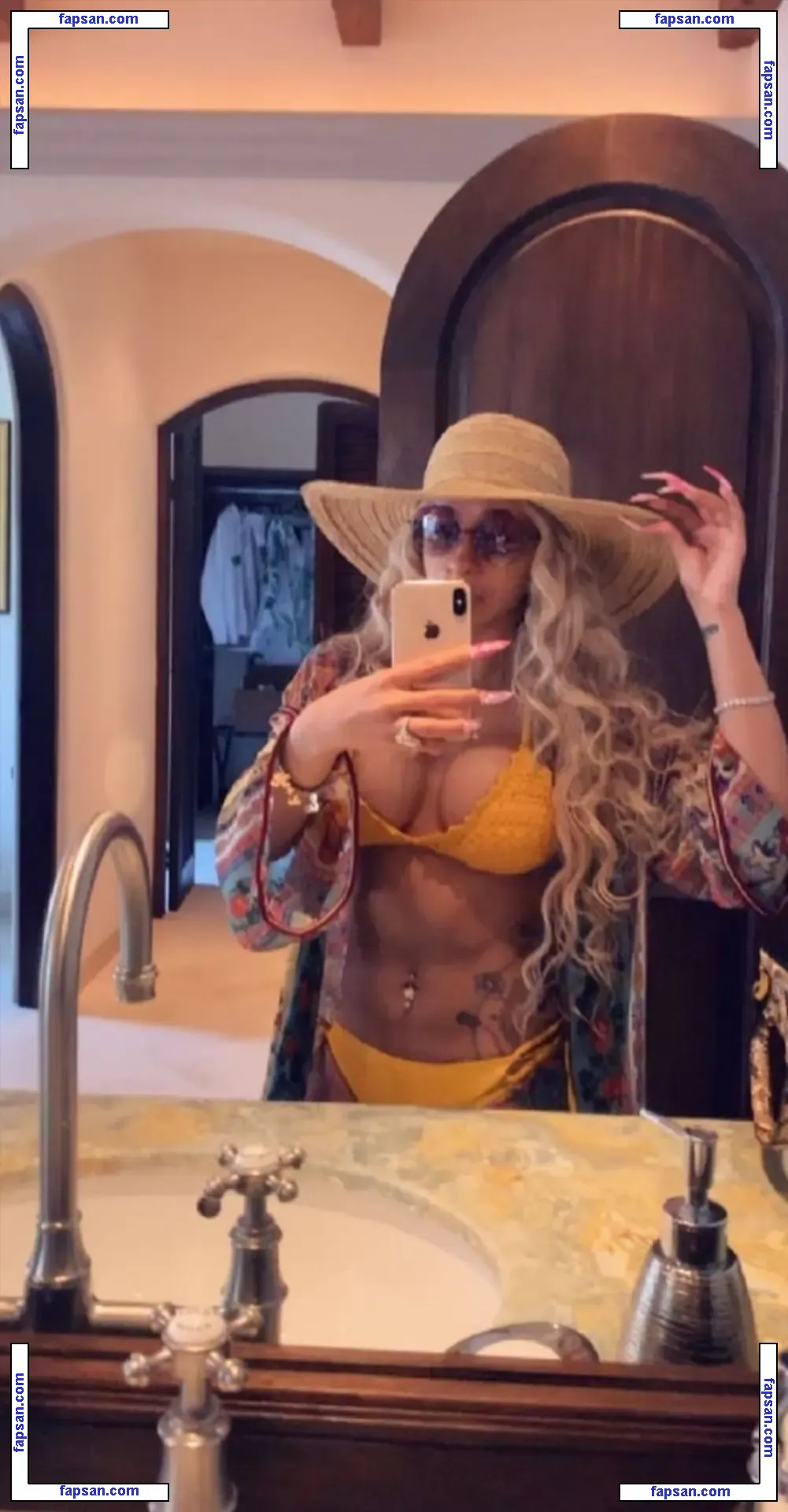 Cardi B nude photo #0428 from OnlyFans