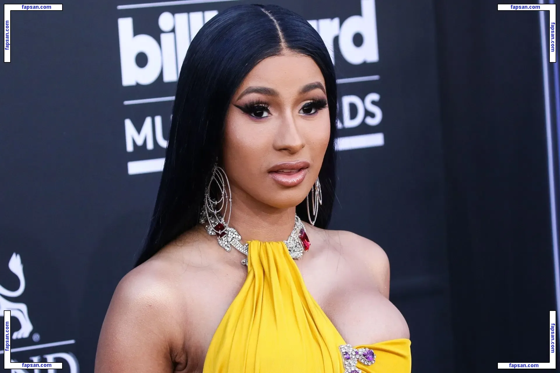 Cardi B nude photo #0918 from OnlyFans