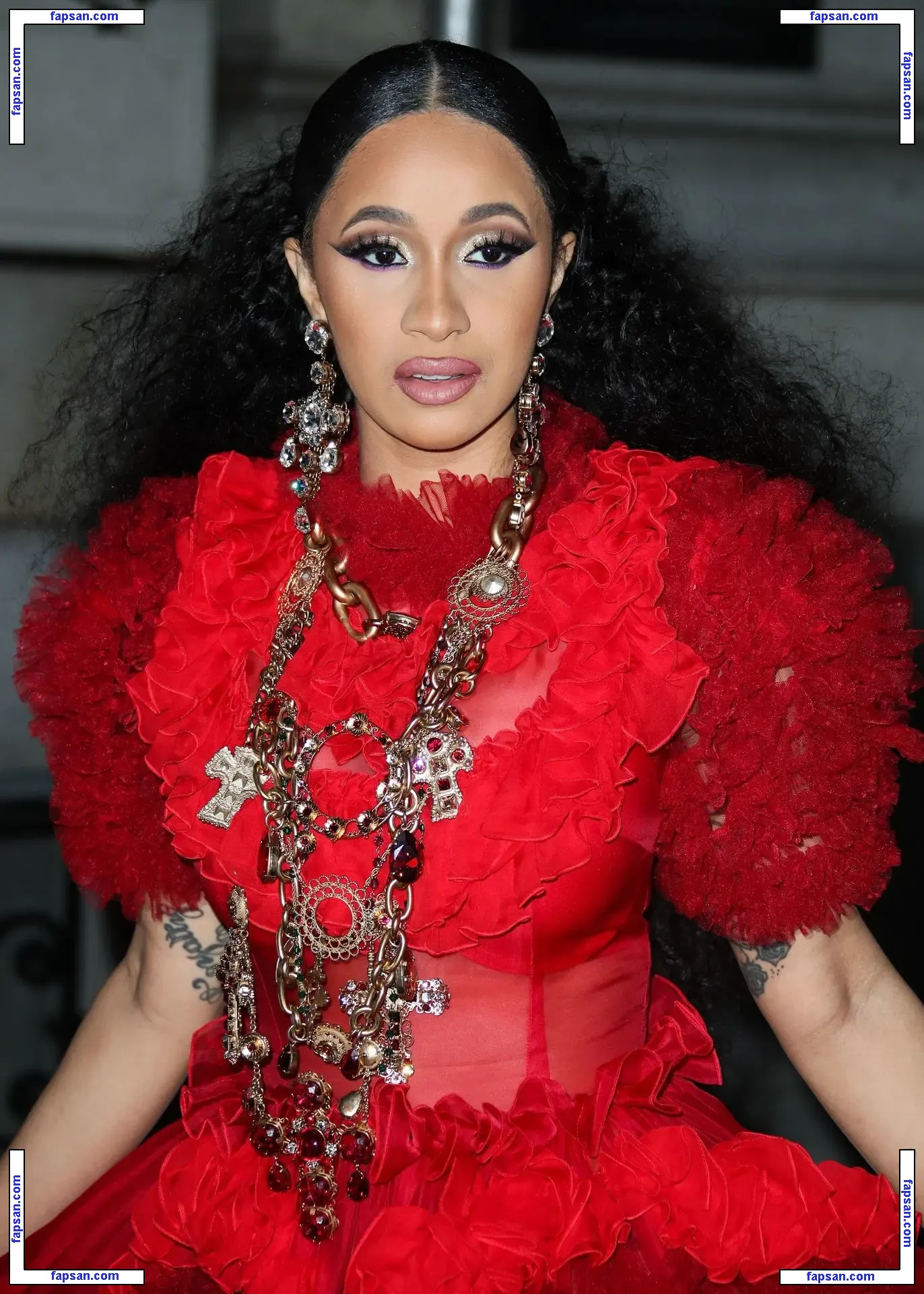 Cardi B nude photo #0927 from OnlyFans