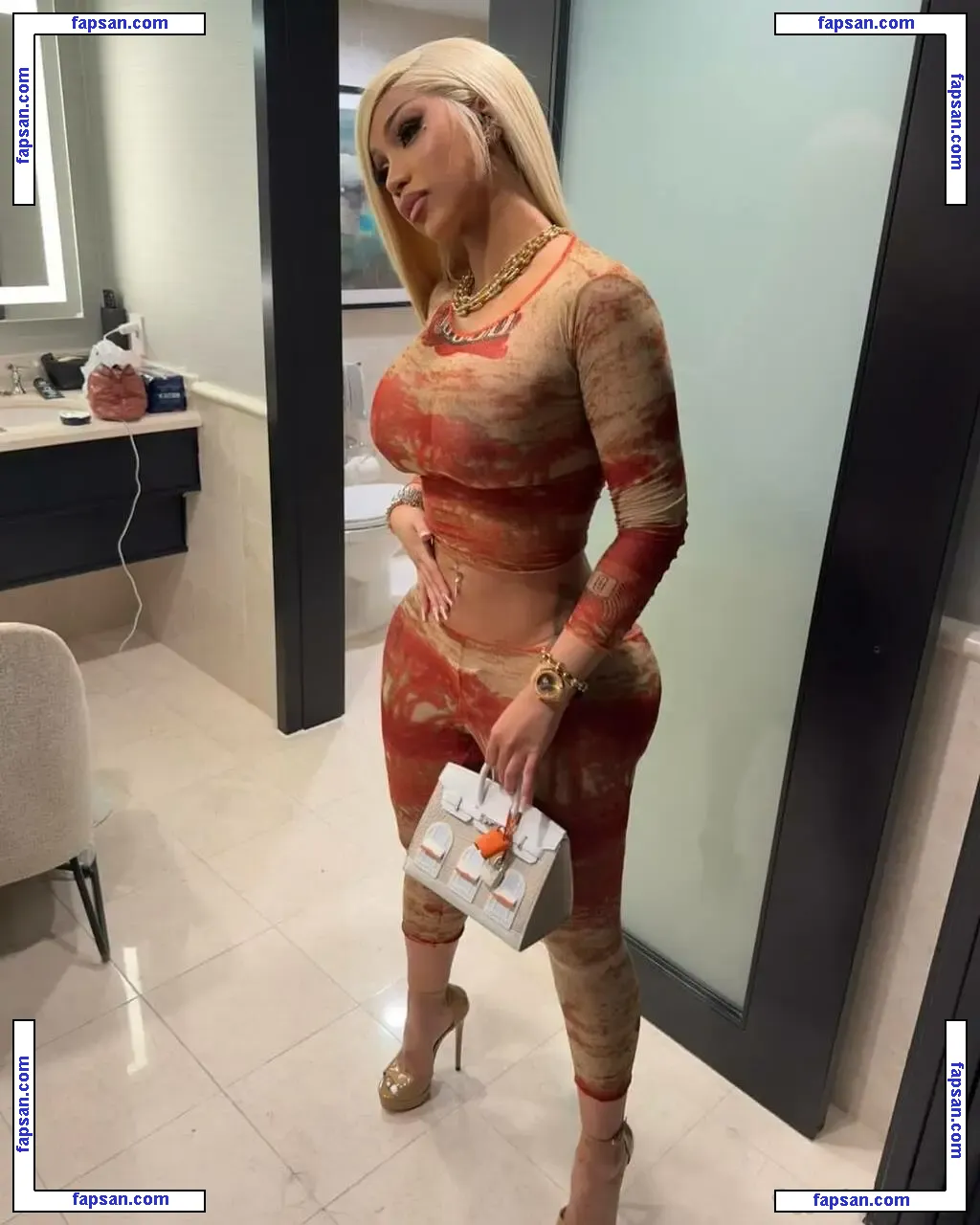 Cardi B / iamcardib nude photo #3076 from OnlyFans