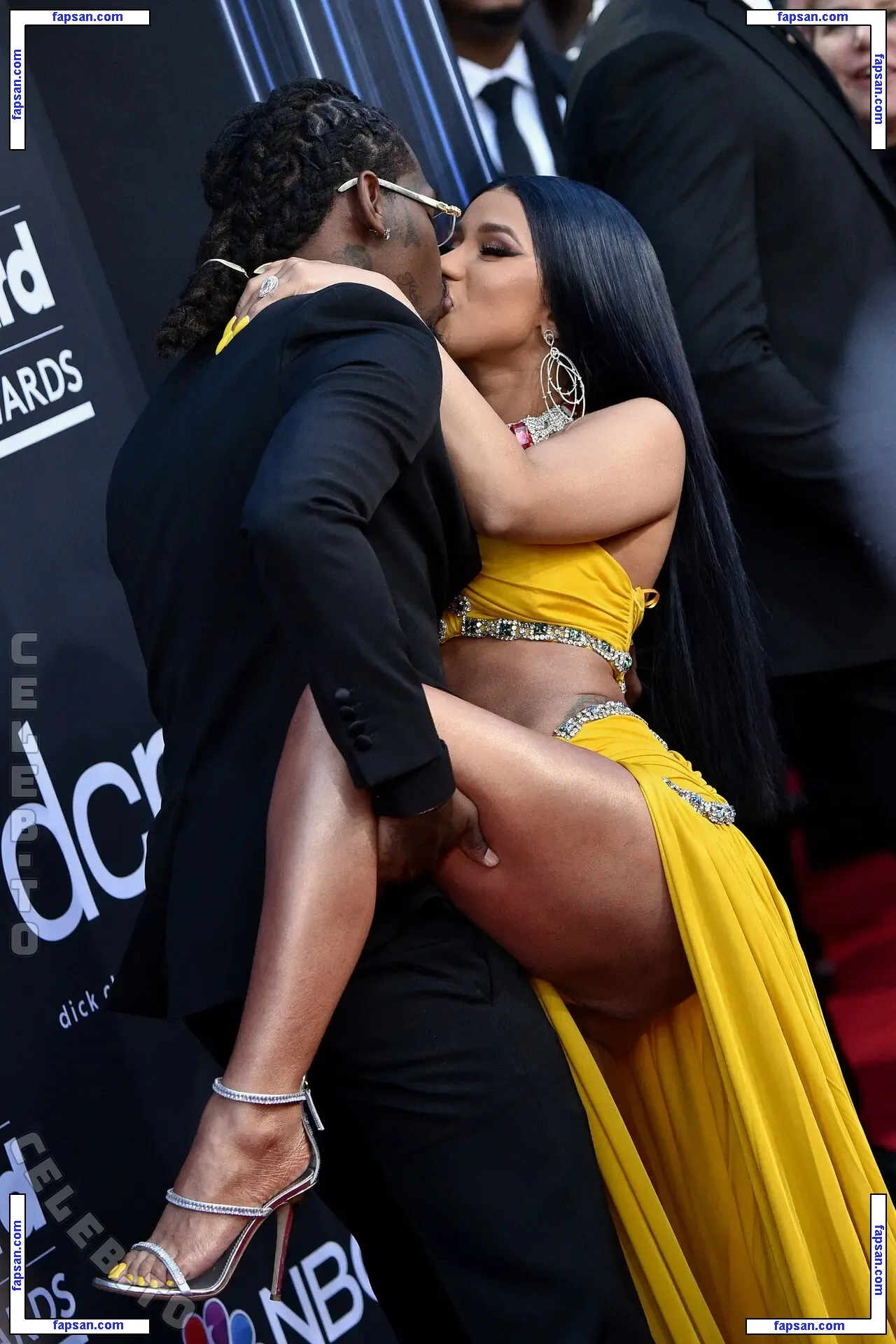 Cardi B голая фото #3139 с Онлифанс