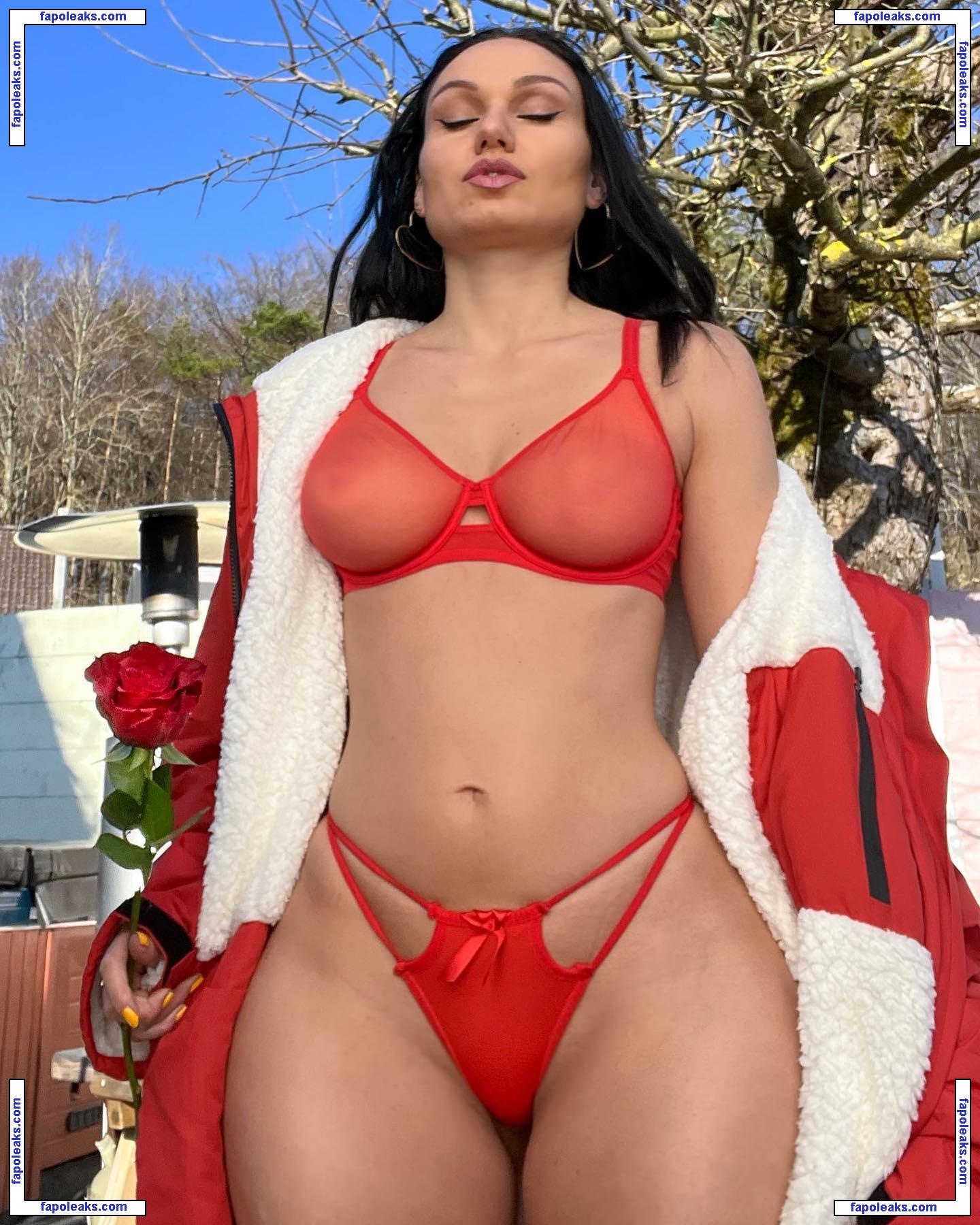 Carinnha White / carinnhawhite nude photo #0004 from OnlyFans