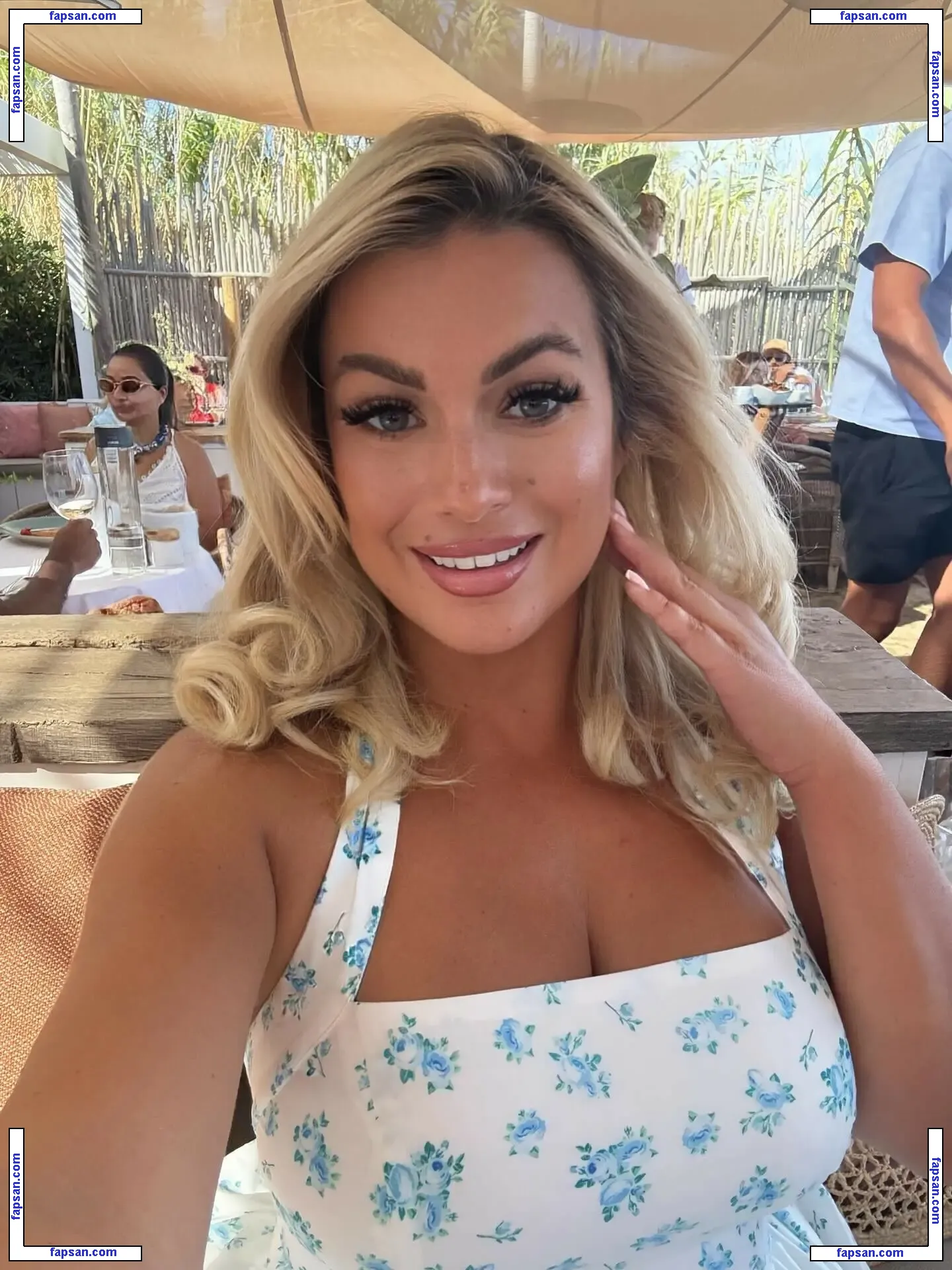 Carla Moreau nude photo #0011 from OnlyFans