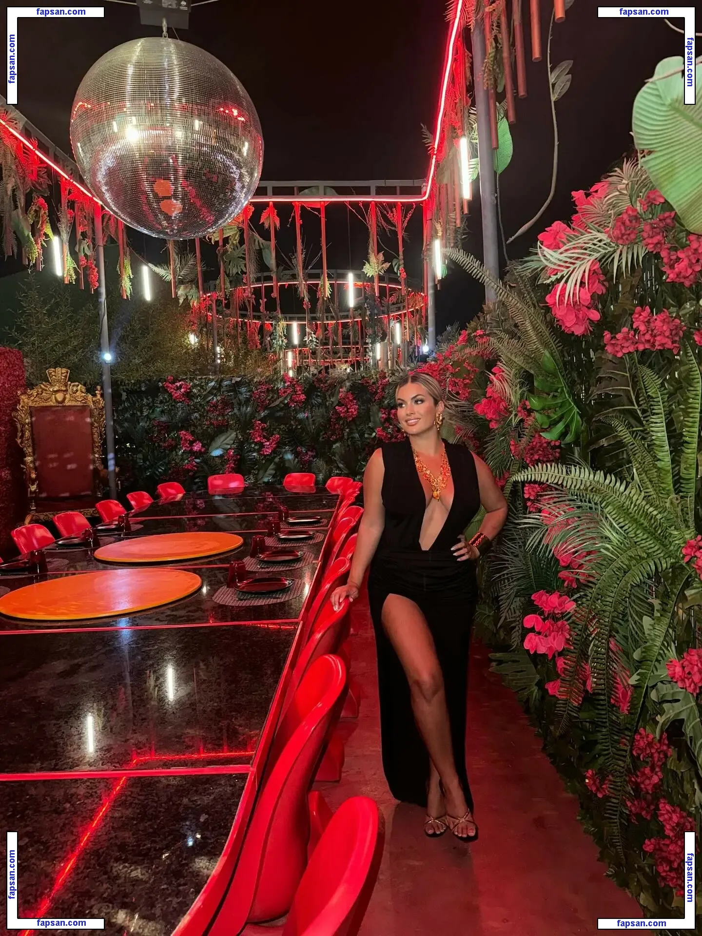 Carla Moreau nude photo #0019 from OnlyFans
