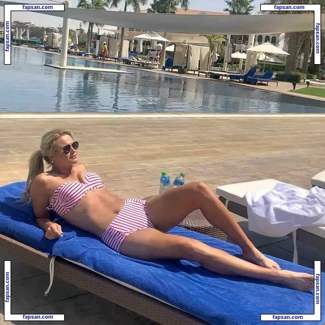 Carly Booth nude photo #0158 from OnlyFans