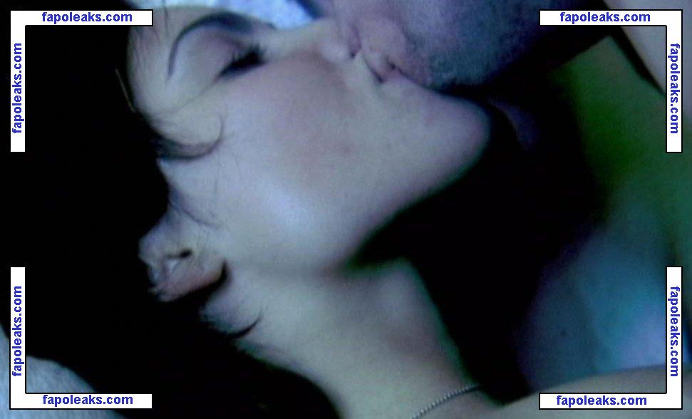 Carly Pope голая фото #0105 с Онлифанс