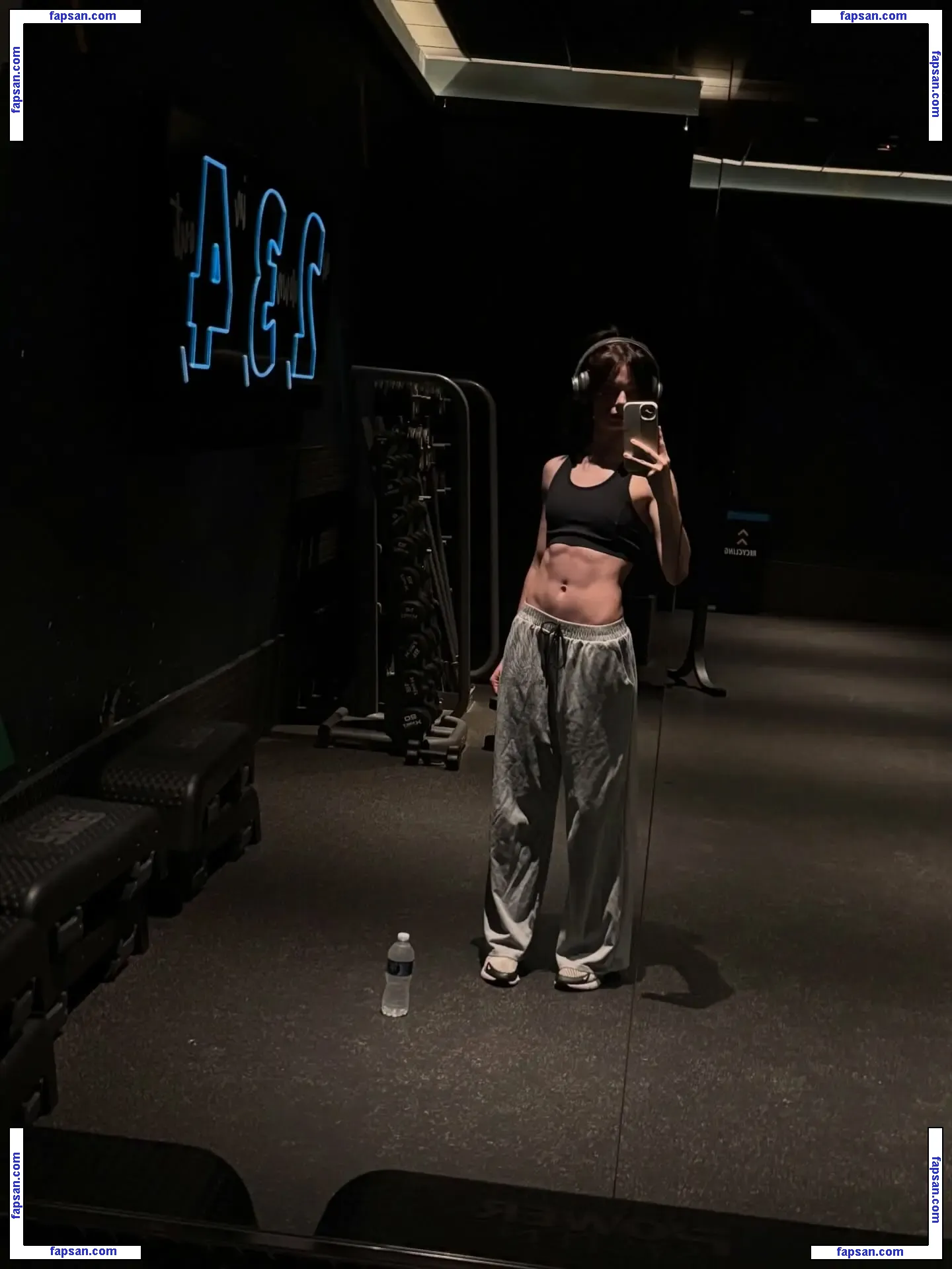 Carmaxlla голая фото #0016 с Онлифанс