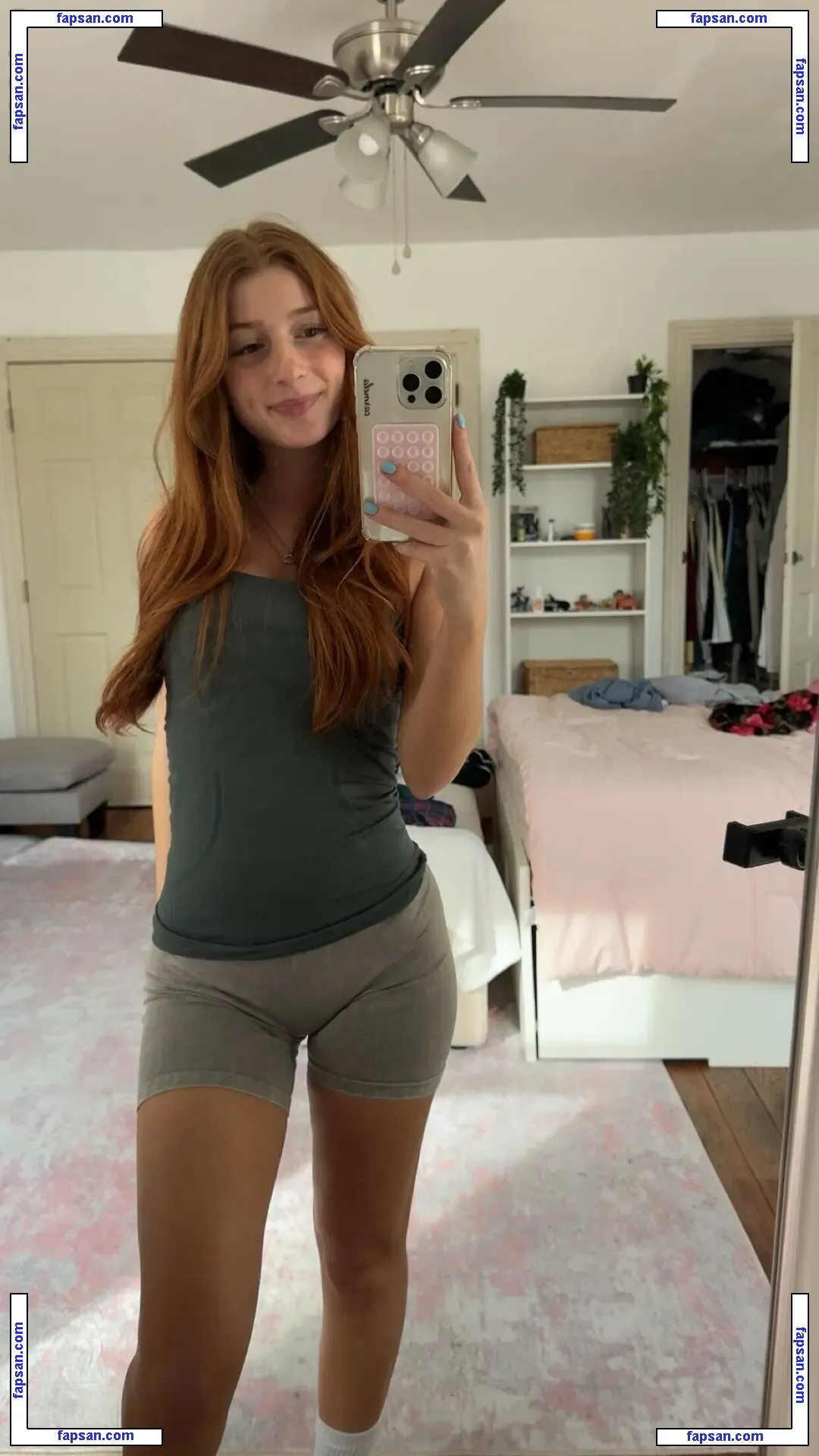 Carmela голая фото #0004 с Онлифанс