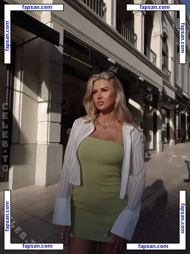 caro_knrd nude photo #0010 from OnlyFans