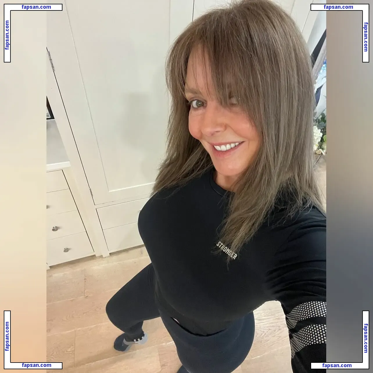 Carol Vorderman nude photo #0869 from OnlyFans