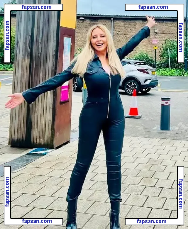 Carol Vorderman голая фото #0871 с Онлифанс