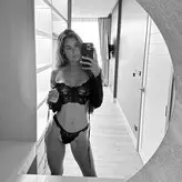 Caroline CLN голая #0150