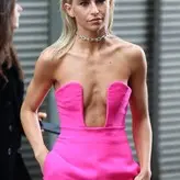 Caroline Daur голая #0051