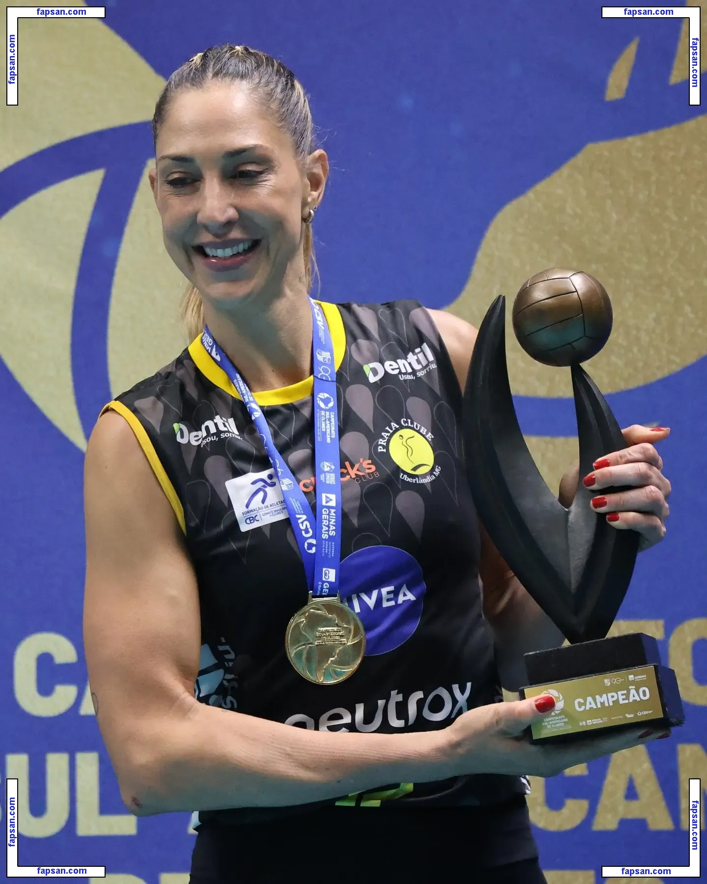 Caroline Gattaz голая фото #0001 с Онлифанс