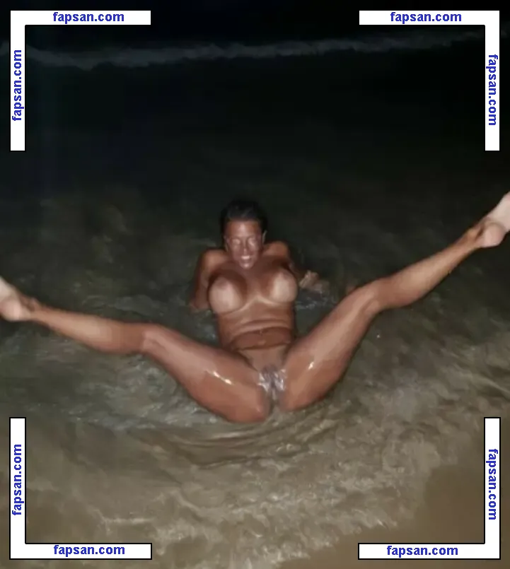 Caroline Öberg nude photo #0011 from OnlyFans