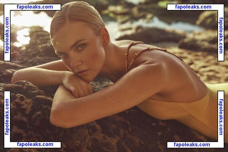 Caroline Trentini / carolinetrentini nude photo #0012 from OnlyFans