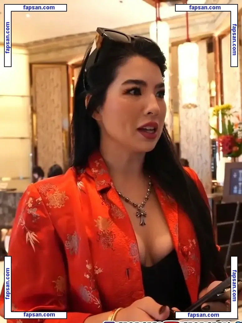 CarolineKwan голая фото #0212 с Онлифанс