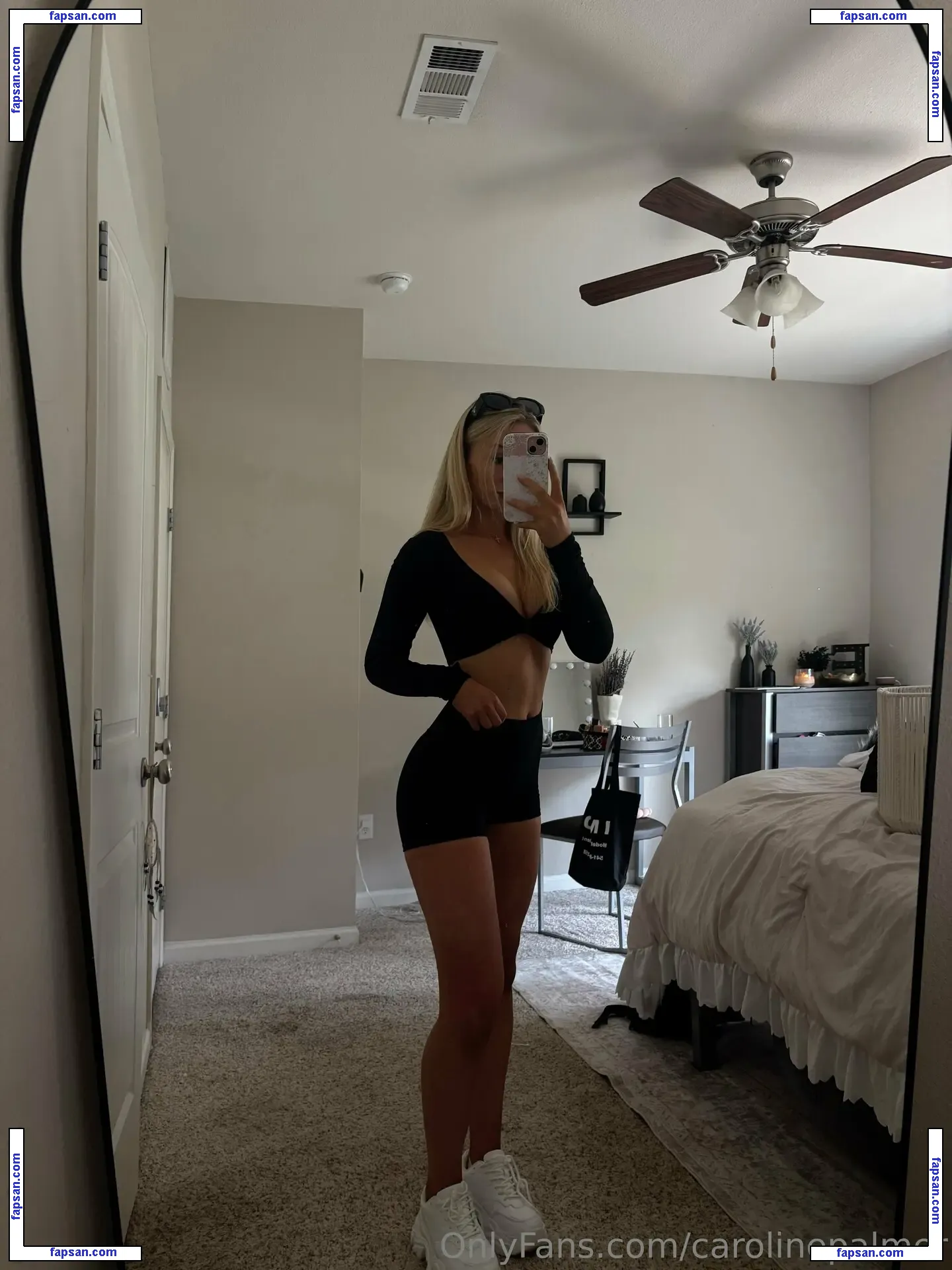 Carolinepalmerr nude photo #0002 from OnlyFans