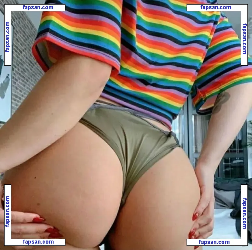 Carre Albers nude photo #0007 from OnlyFans