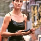 Carrie-Anne Moss голая #0105