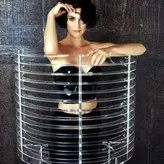 Carrie-Anne Moss голая #0107