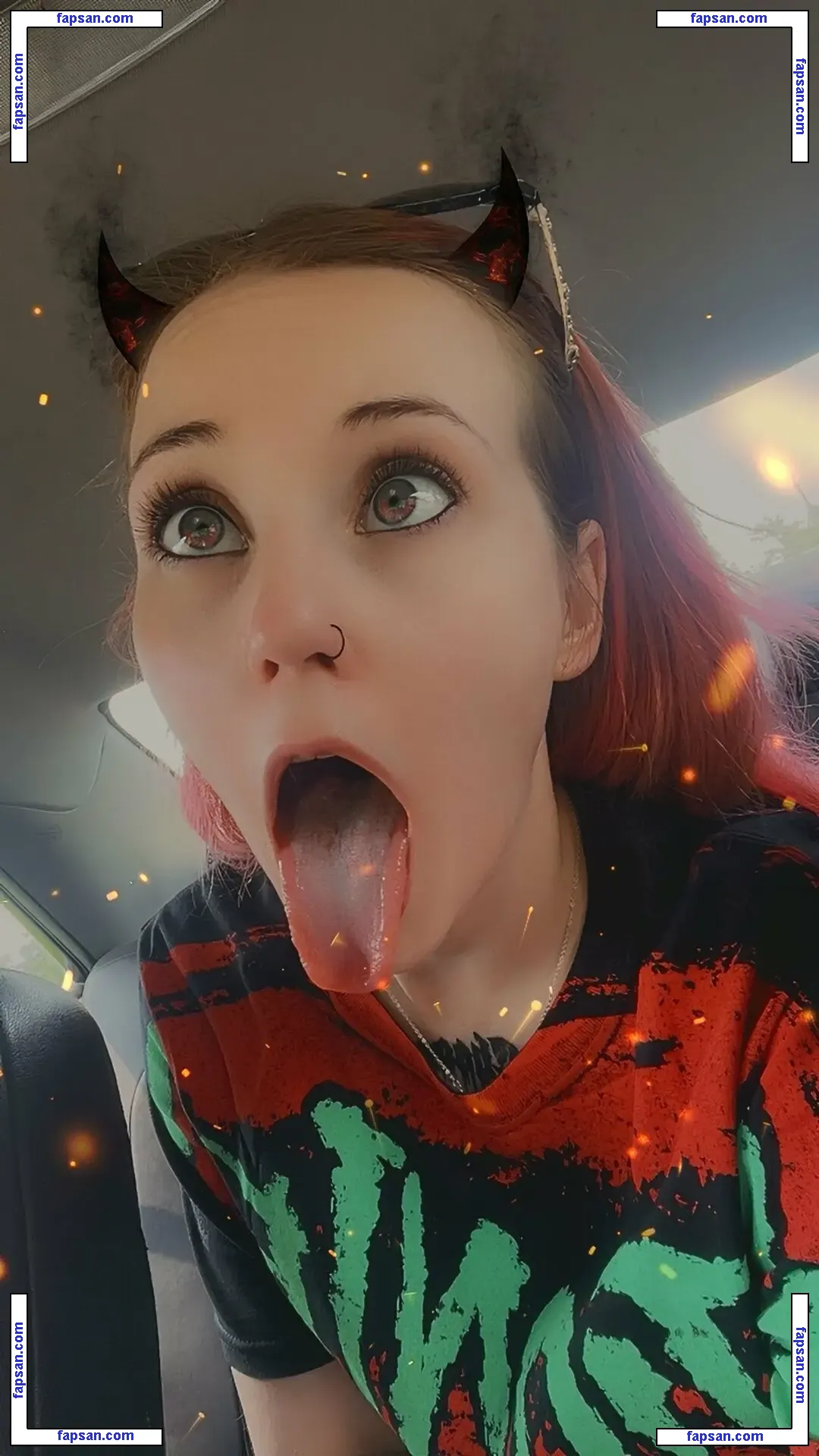 Carrie Cannie голая фото #0062 с Онлифанс