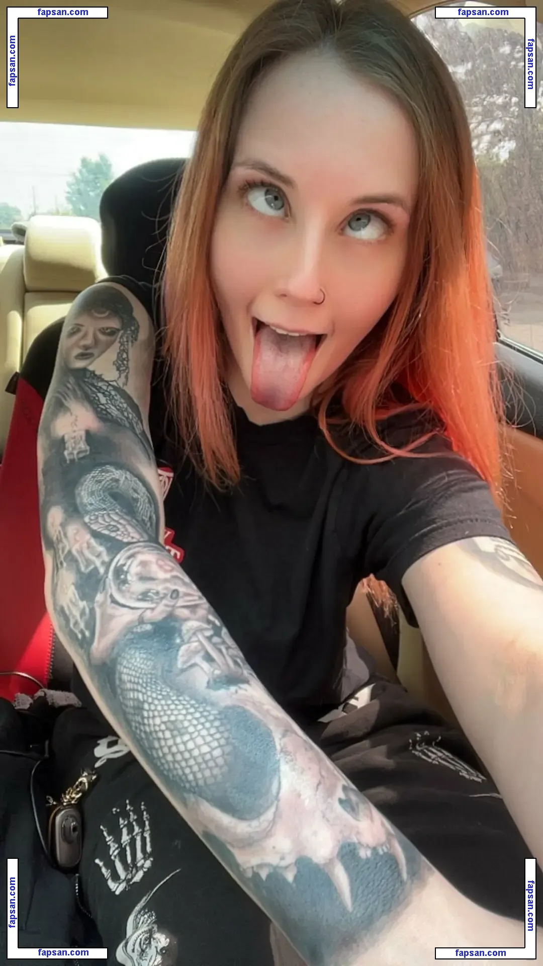 Carrie Cannie голая фото #0064 с Онлифанс